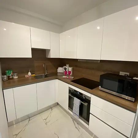 R1 Cosy Double In Flat Msida