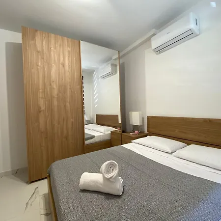 R1 Cosy Double In Flat