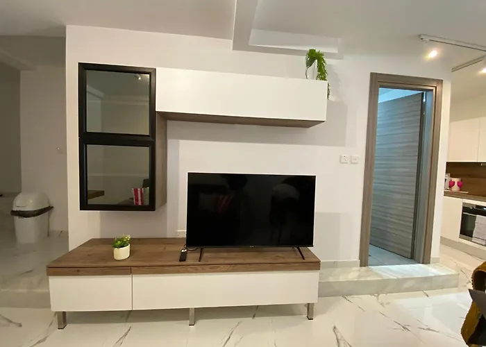 R1 Cosy Double In Flat مسيدا